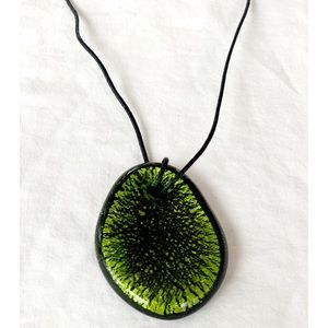 Venetian glass pendant - green & black